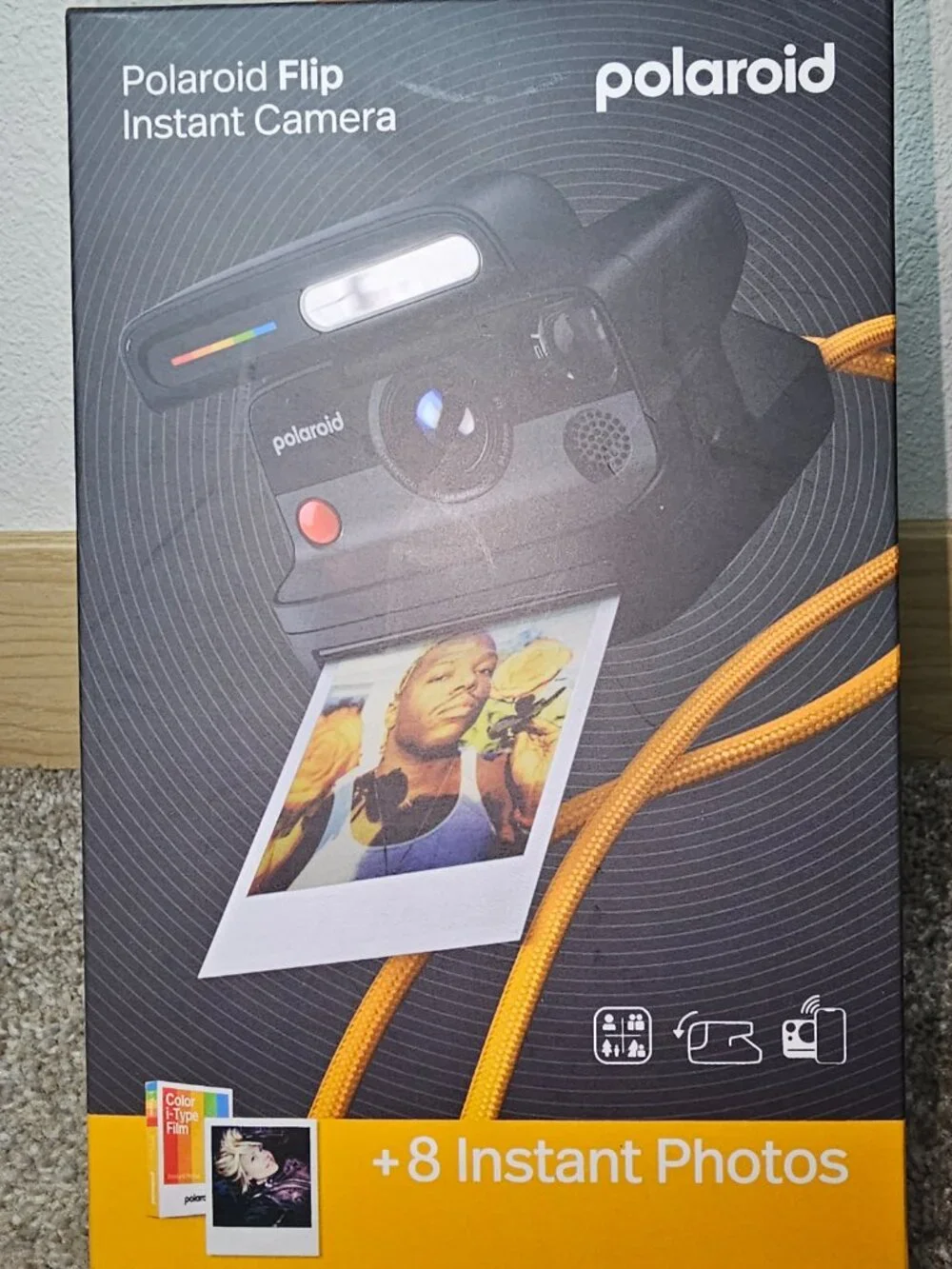 Polaroid flip insta camera